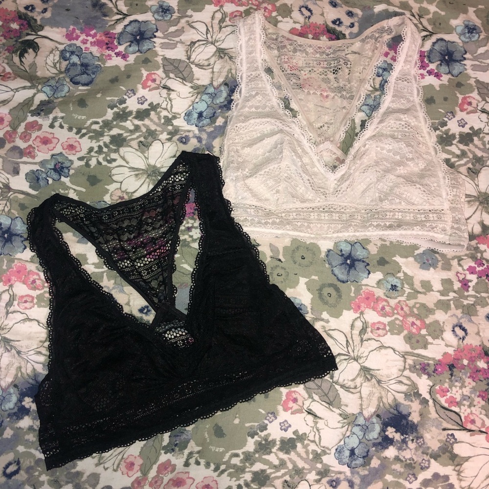 Victoria Secret Bralette’s 2 for $25 or 1 for $15